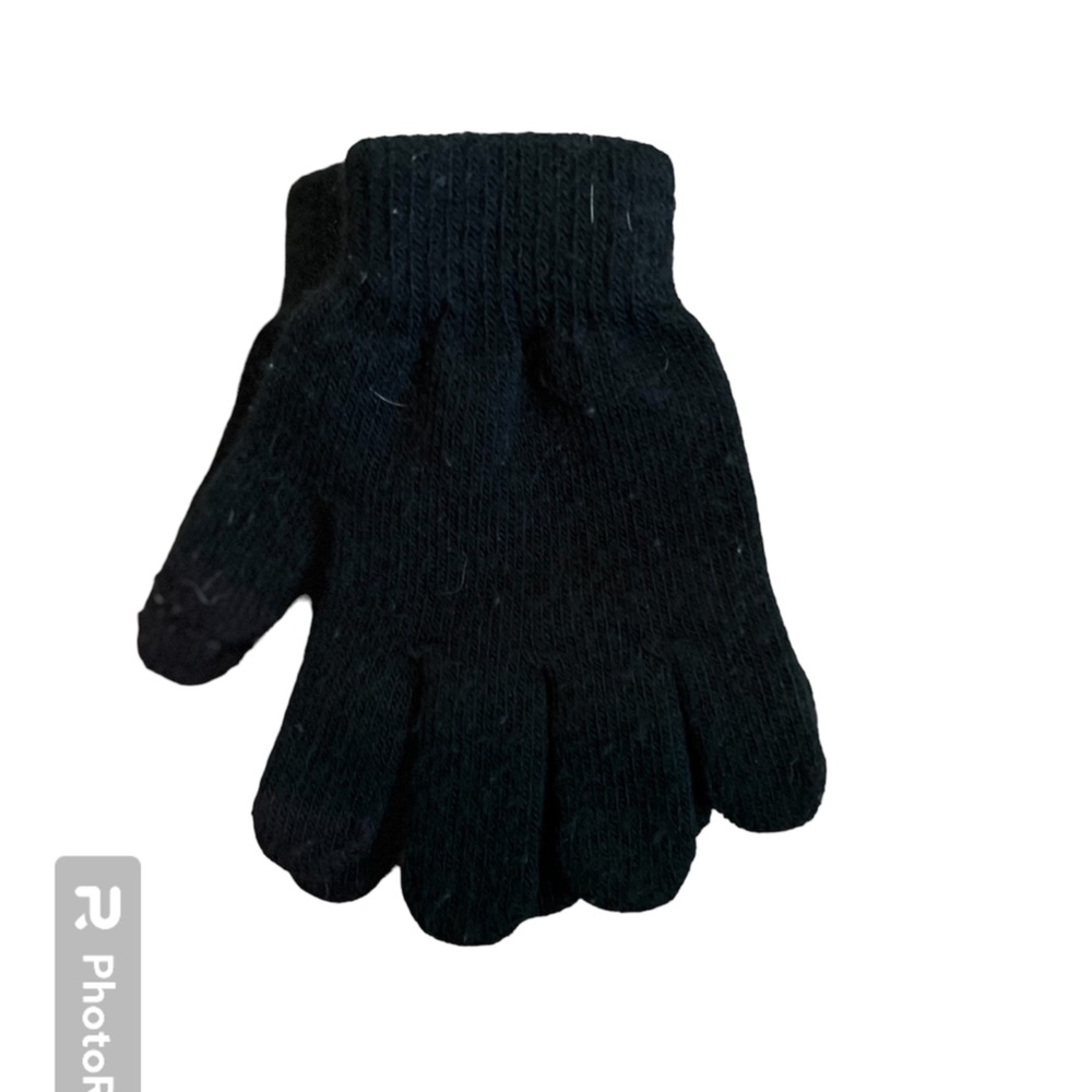 Black gloves